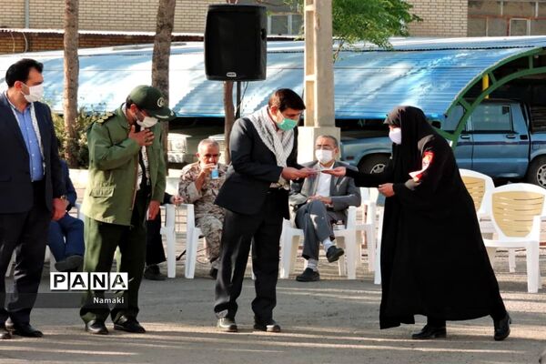 صبحگاه مشترک به مناسبت هفته بسیج دانش آموزی