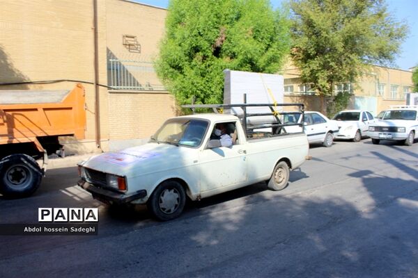 کاروان تجهیزات هنرستان های فنی و حرفه ای و کار دانش  استان بوشهر