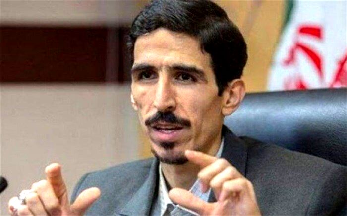 ادعای نماینده تهران:  دولت بخشی از ارزهای خود را در حسابی خاص بلوکه کرده است