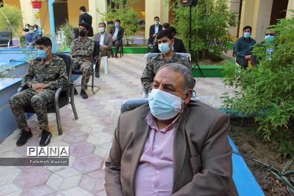 نواختن زنگ استکبار ستیزی در مدارس بوشهر