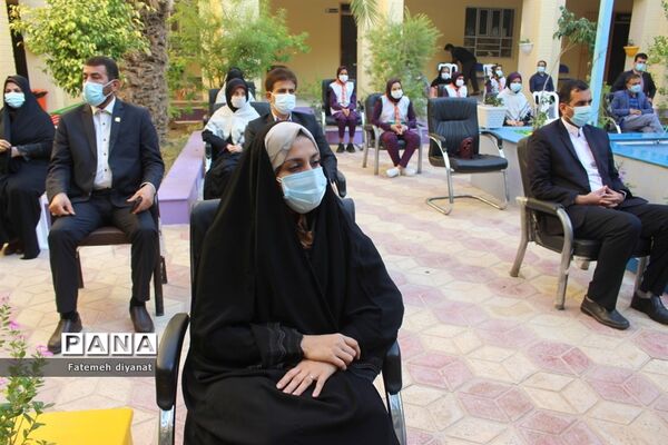 نواختن زنگ استکبار ستیزی در مدارس بوشهر
