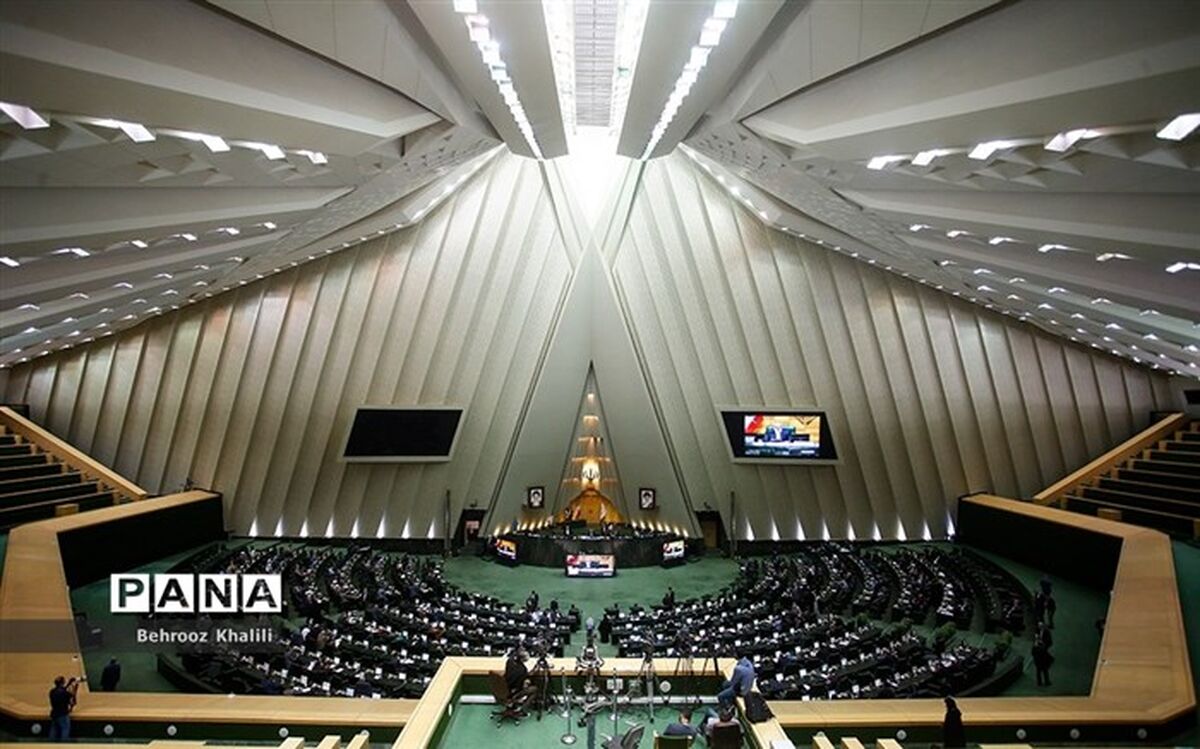 طرح مجلس یازدهم برای لغو تحریم‌ها؛ از افزایش غنی‌سازی تا توقف اجرای پروتکل الحاقی