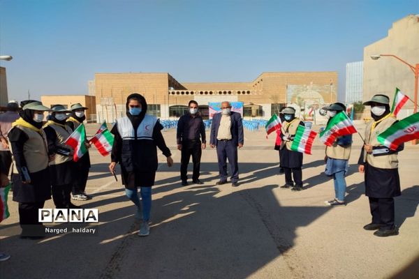 مراسم نمادین و تجمعی ۱۳ آبان در دبیرستان حضرت امام خمینی (ره) شهرستان امیدیه