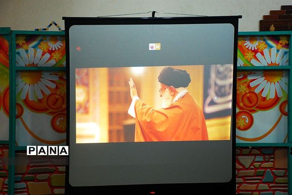 نواختن زنگ استکبار ستیزی 13 آبان  در ناحیه یک شهرری