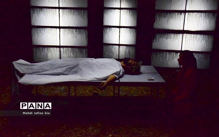 تئاتر بعد از ۸ماه در تبریز به روی صحنه برگشت