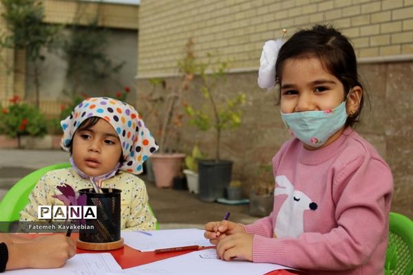 جشن ولادت رسول مهربانی ها در حوزه علمیه حضرت نرجس (س) ساری