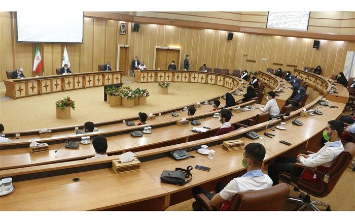 دانش آموزان بسترساز توسعه جامعه هستند