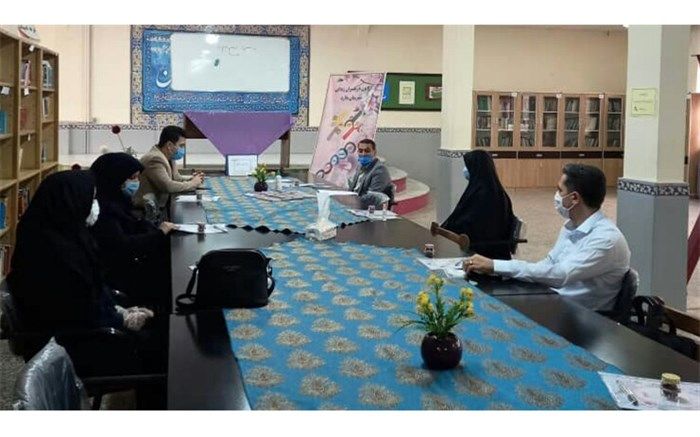 هدف یاریگران زندگی کاهش دادن  تمایل  و خودداری از مصرف مواد در دانش‌آموزان است