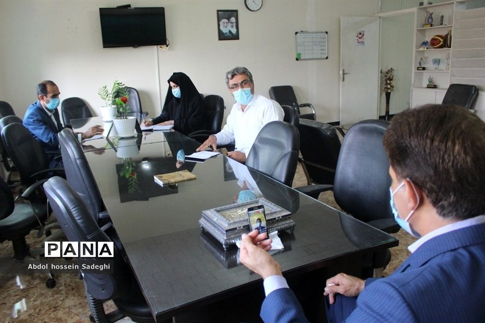 جلسه ویدئوکنفرانس معاونت تربیت بدنی و سلامت اداره‌کل آموزش و پرورش استان بوشهر