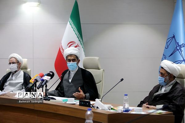 نشست خبری رِئیس مرکز توسعه شوراهای حل اختلاف و معاون قوه قضاییه