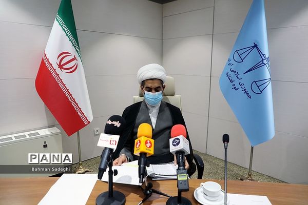 نشست خبری رِئیس مرکز توسعه شوراهای حل اختلاف و معاون قوه قضاییه