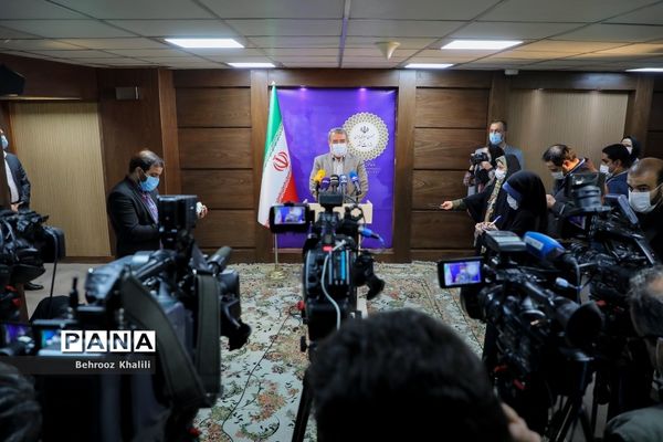 دومین جلسه قرارگاه عملیاتی ستاد ملی مبارزه با کرونا