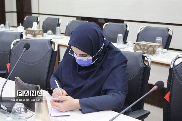 نشست بزرگداشت هفته کتاب در آموزش و پرورش استان بوشهر