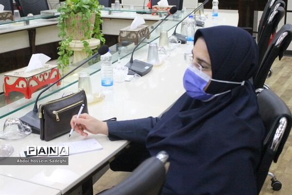 نشست بزرگداشت هفته کتاب در آموزش و پرورش استان بوشهر