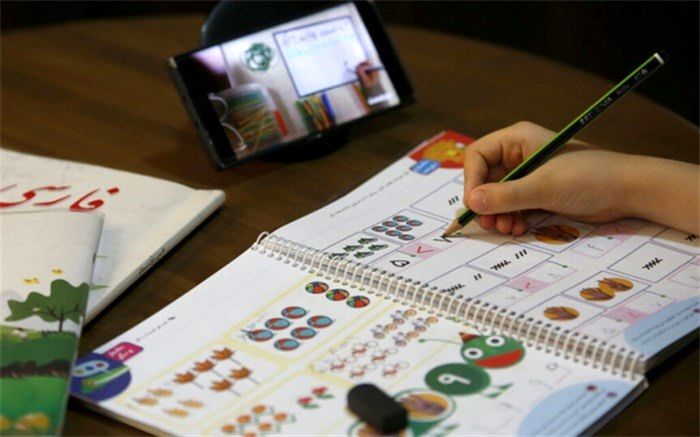 آموزش دانش آموزان در مدارس خاش غیرحضوری شد