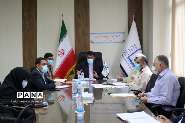نشست هیات اندیشه‌ورز نماز مدارس استان بوشهر