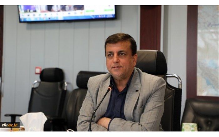 لزوم ارتباط مستمر و موثر با دانشجومعلمان برای تبیین مسائل و پاسخ به سوالات و چالش‌ها