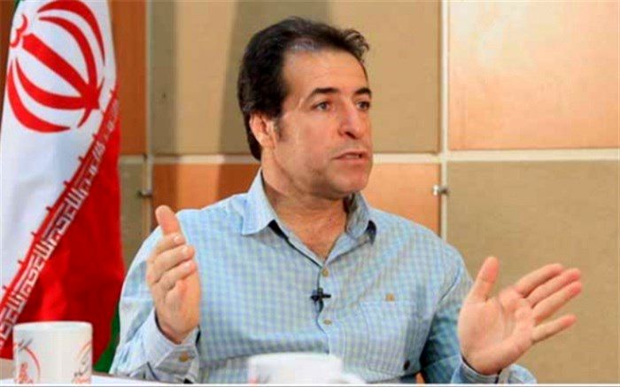 صادق ورمزیار: استقلال شروع خوبی در لیگ برتر داشت اما این تیم هنوز مشکل فنی دارد