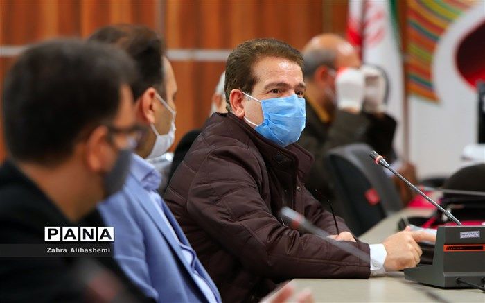 «دانایی توانایی» فرصتی برای گفتگوی دانش آموزان با نویسندگان کتاب‌های مورد علاقه‌شان است