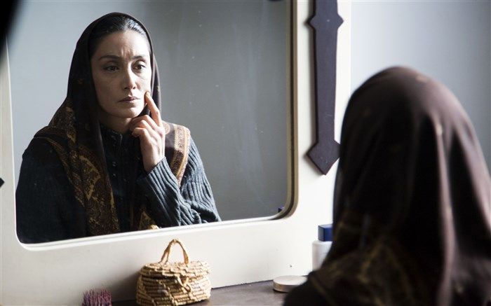 فیلم هدیه تهرانی در اکران آنلاین چقدر فروخت؟