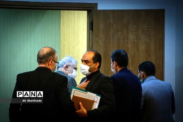 نشست مشترک ستاد ملی مبارزه با کرونا