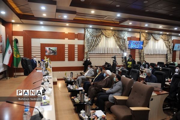 سیزدهمین کنگره اتحادیه انجمن‌های اسلامی دانش‌آموزان