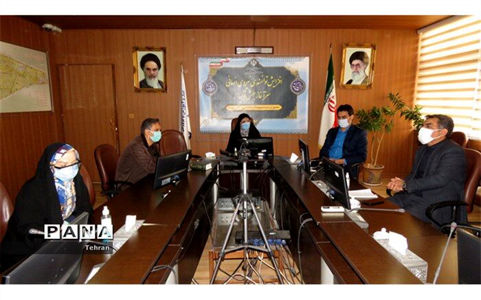 مینو زمان: باید نگاه کلان به آینده حوزه سواد آموزی داشته باشیم