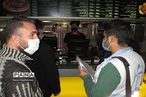 گشت شبانه تیم بازرسی ستاد کرونا شهرستان اسلامشهر از مراکز گروه چهارم شغلی
