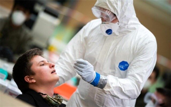 یک اشتباه آزمایشگاهی و مثبت شدن تست کرونای صدها نفر در انگلیس