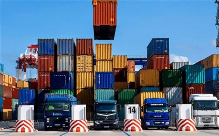 ضرورت رفع موانع و بروکراسی پیچیده پیش‌روی صادرات