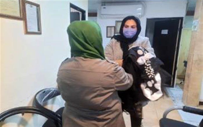 توزیع پوشاک به مناسبت هفته جهانی افراد کم‌توان