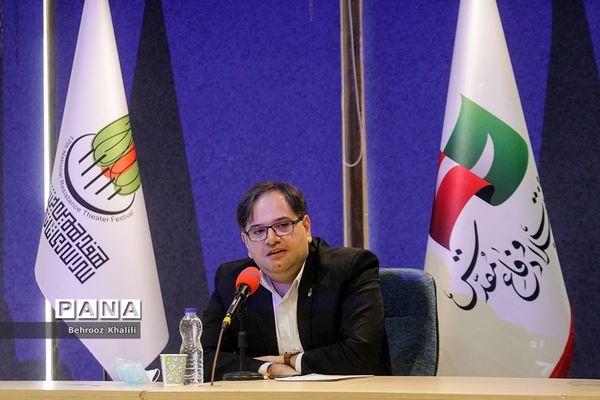 نشست خبری هفدهمین جشنواره تئاتر مقاومت