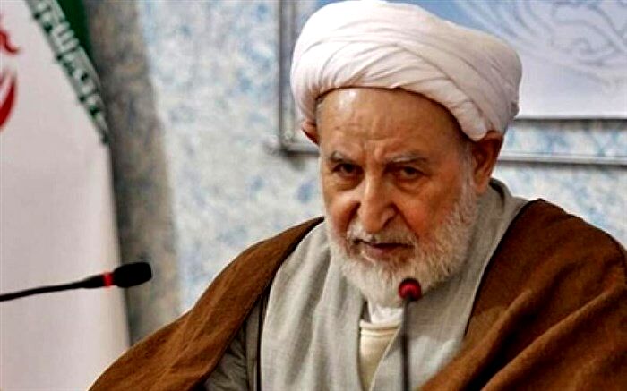 آیت‌الله یزدی دار فانی را وداع گفت