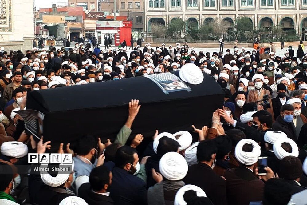 مراسم تشییع پیکر آیت الله یزدی