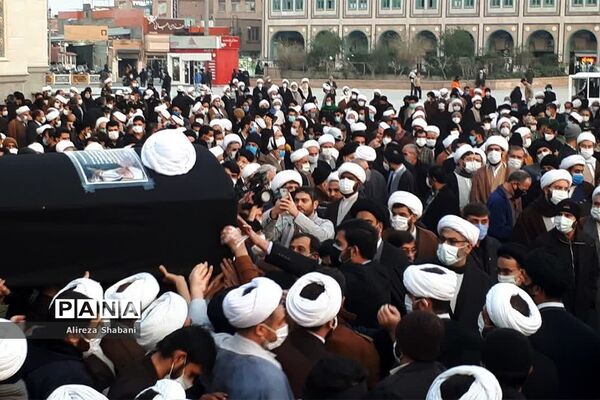 مراسم تشییع پیکر آیت الله یزدی