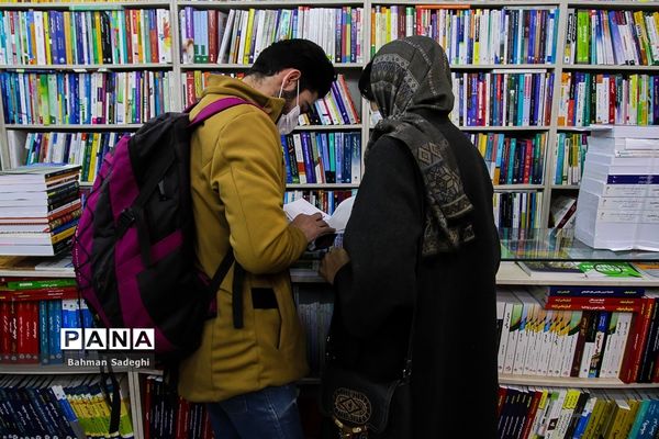 بازار کتابفروشان در روزهای کرونایی
