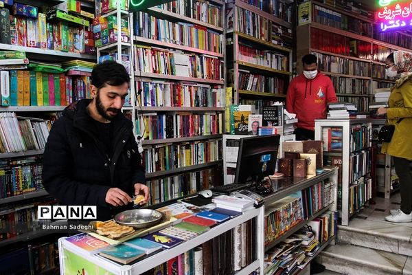 بازار کتابفروشان در روزهای کرونایی