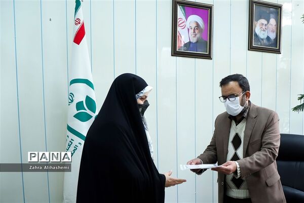 تجلیل از برگزیدگان جشنواره الگوهای برتر تدریس و تجارب برتر تربیتی