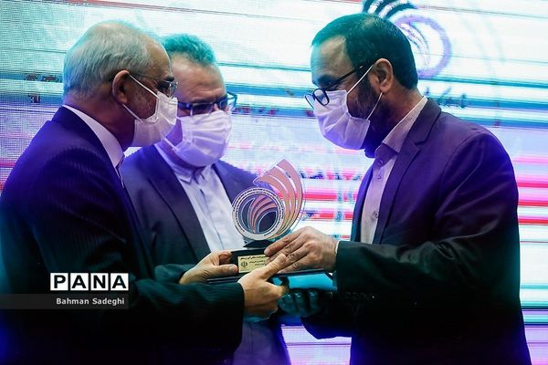 همایش بزرگداشت روز ملی پژوهش در آموزش و پرورش