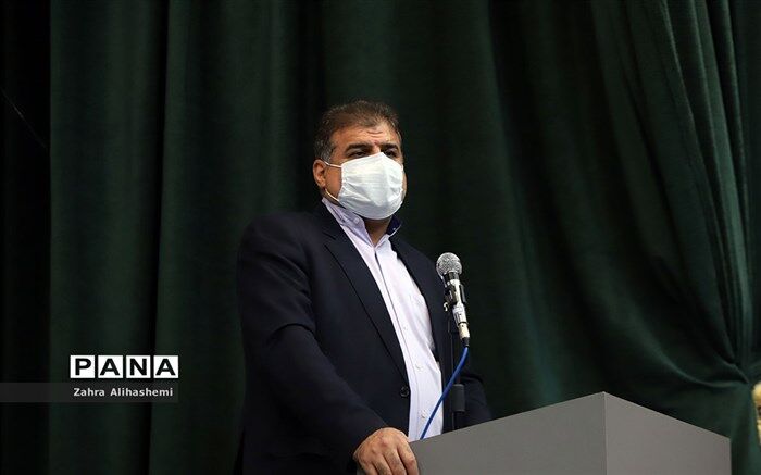 برای اینکه پژوهش در هفته پژوهش نماند، کتابخانه های مدارس مان را غنی کنیم