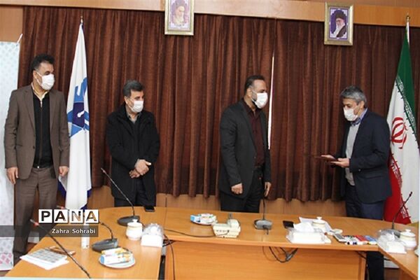 مراسم تجلیل از پژوهشگران برتردانشگاه آزاد اسلامی واحد اسلامشهر
