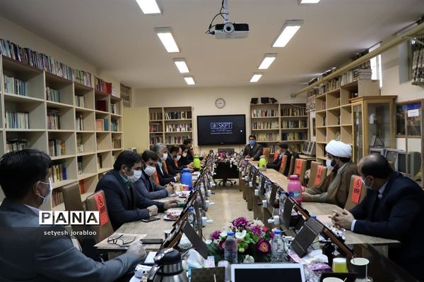 تجلیل از دانش‌آموزان پژوهش‌گر و فعال پژوهش‌سرای خواجه نصیر‌الدین طوسی پیشوا