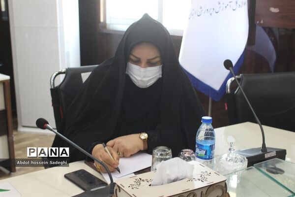 نشست مشترک مدیران  زن ( ارشد، میانی و  پایه)  آموزش و پرورش  سراسر کشور