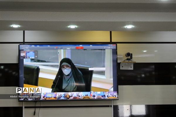 نشست مشترک مدیران  زن ( ارشد، میانی و  پایه)  آموزش و پرورش  سراسر کشور