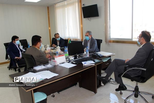 جلسه شاخص‌های کیفی پیشنهادی انتخاب معلمان نمونه آموزش و پرورش استان بوشهر