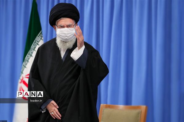 دیدار دست‌اندرکاران مراسم سالگرد شهید سلیمانی با رهبر معظم انقلاب