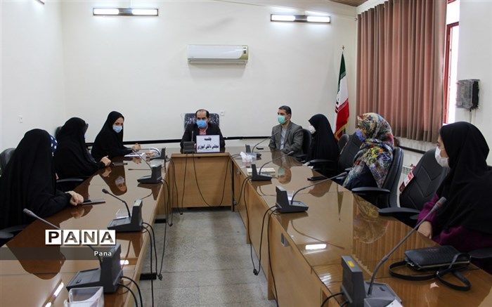 نخستین نشست مجلس دانش‌آموزی محموآباد برگزار شد