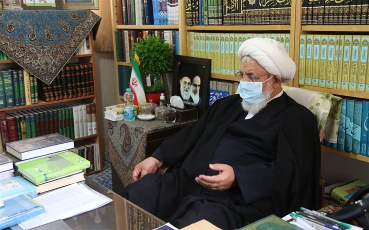 امام جمعه یزد: تقویت وحدت حوزه و دانشگاه با ورود معنویت به مدارس امکان‌پذیر است