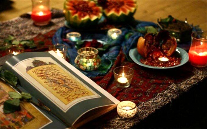 شاهنامه خوانی یکی از زیبایی‌های شب یلداست