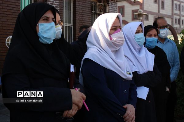 تقدیرمربیان و مدرسان پیشتاز از پرستاران بیمارستان گلستان اهواز